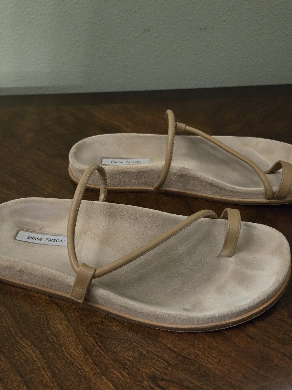 Emma Parsons Bari Tan Minimalist Toe-Loop Sandals